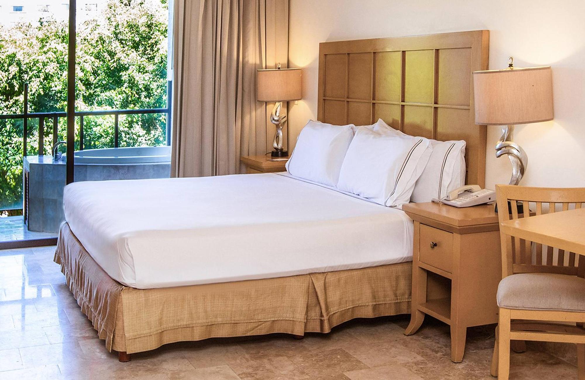 Premium Junior Suite Garden View